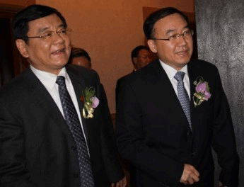 國家質(zhì)檢總局副局長劉平均，河南省副省長徐濟超進入會場